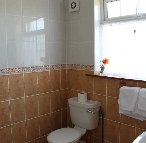 B&B Seacourt - Adult Only 트라모어